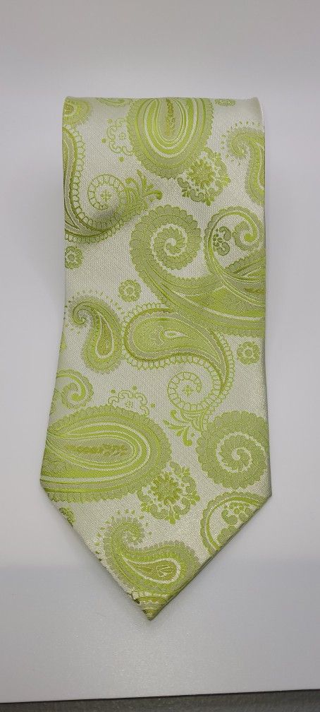 56x3.5 Fratello Necktie White Green Paisley Polyester Preppy