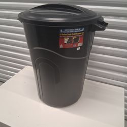 TRASH CAN