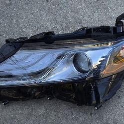 2021 2022 2023 TOYOTA CAMRY XLE LEFT DRIVER HEADLIGHT LED