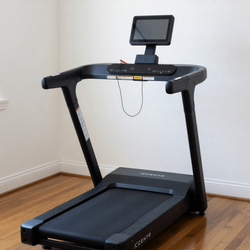 Centr Runr-S Folding Treadmill – Like New, 10 mph, 12% Incline - Brooklyn, NY