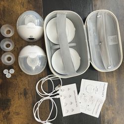 Momcozy m5 Breast pump 