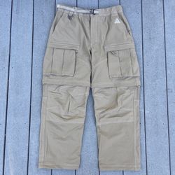 Men’s Nike ACG Smith Summit Convertible Cargo Pants - Khaki color - Men’s medium