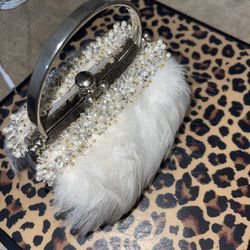 Moo Roo Mini Charleston Style white Feathers & Beads Evening Bag Purse, Signed by designer 