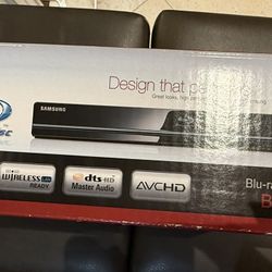 Samsung Blu-ray Disc Player BD-P1600 – Brand New in Box (Never Used)