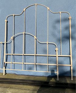 Victorian/French Country full-size iron bed frame