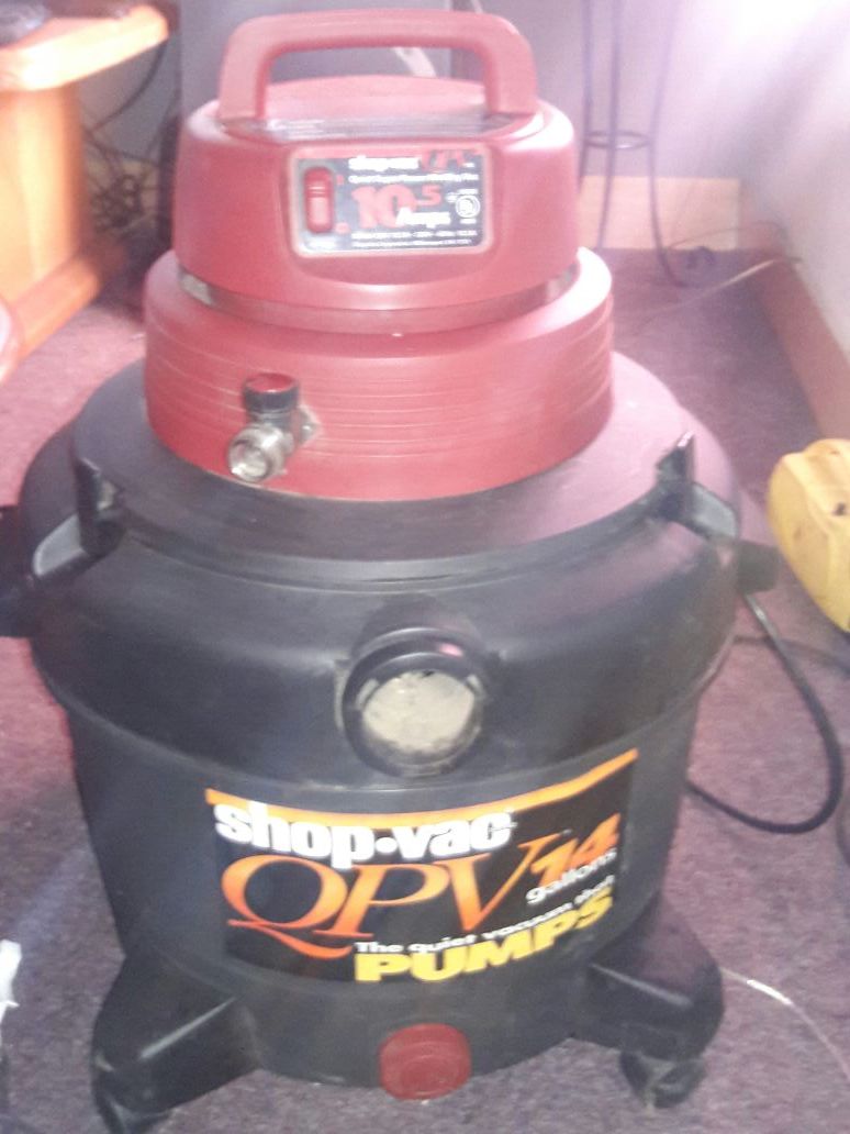 Qpv 10.5 amp 14 gallon wet and dry shop vac works great for Sale in