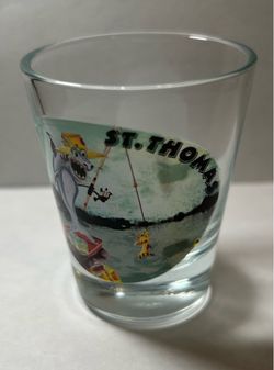 ST. Thomas, Glass