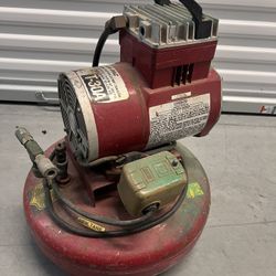 VINTAGE Air Compressor. Thomas Air-Pac T30A 3/4 Horsepower 