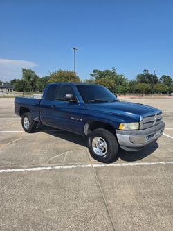 2001 Dodge Ram 1500 V8 Extended Cab Pickup Truck
