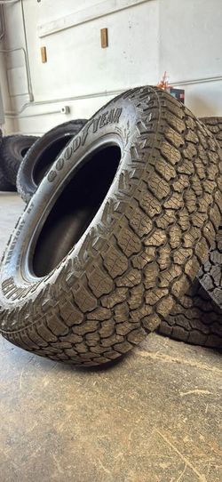99% new Goodyear AT 265/70/18 all terrain tires
