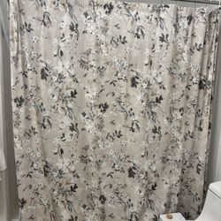 Curtain Shower