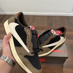 Nike Air Jordan 1 Low Travis Scott Dark Mocha Size 7,7.5,8,8.5,9,9.5,10,10.5,11,12 