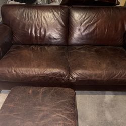 Natuzzi Italian Leather. Easy Garage Pick Up 