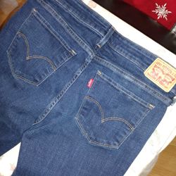 Levis Sz31