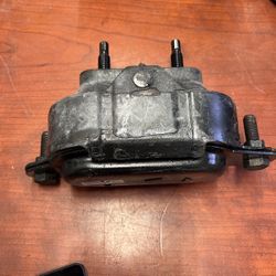 Manual Transmission Mount Pontiac