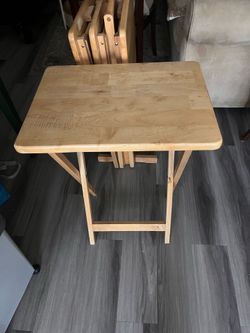 Tray Tables Set of Four