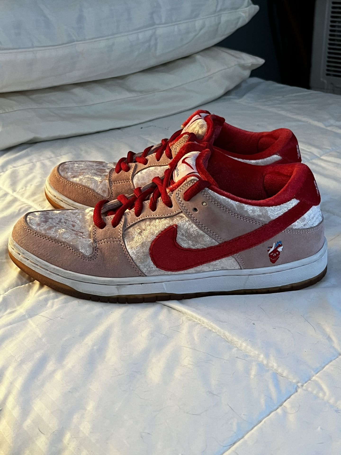 Strangelove Nike Size 10 Mint Sneakers 2019