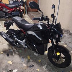 2022 Vitacci Bullet 50cc Scooter Gas Motorcycle Pink Slip In Hand Automatic Clean Title Starts Right Up Come Test Drive