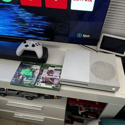 Xbox One S 1tb 3 Games Works 