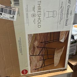 Woven Counter Height Barstool With Cushion 