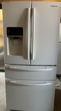 Samsung 4 Door  White Counter Depth Refrigerator Fridge
