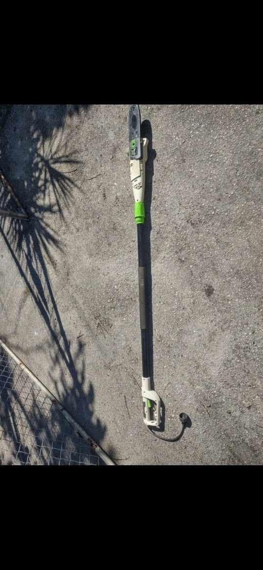 Portland Eleftric Pole Saw "Item Is Available"