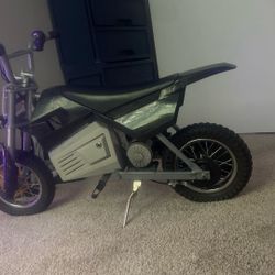 Razor Mini Bike 14 Mph Good Quality  And Does Come With Charger