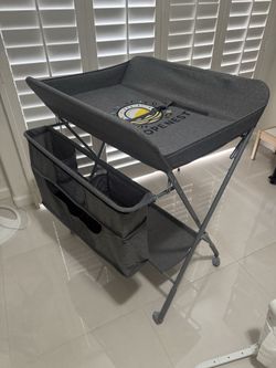 Mobile diaper change