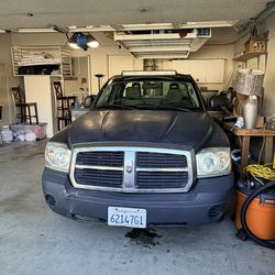 2006 Dodge Dakota
