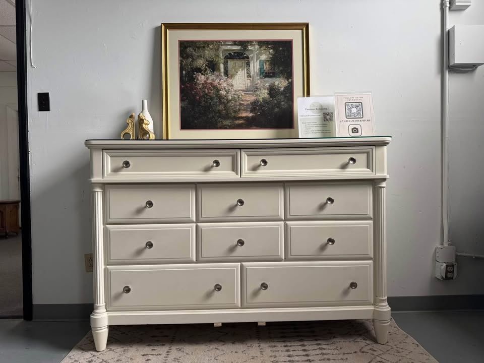 White Large Glass-Top Dresser