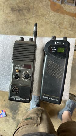 two handheld cb radios