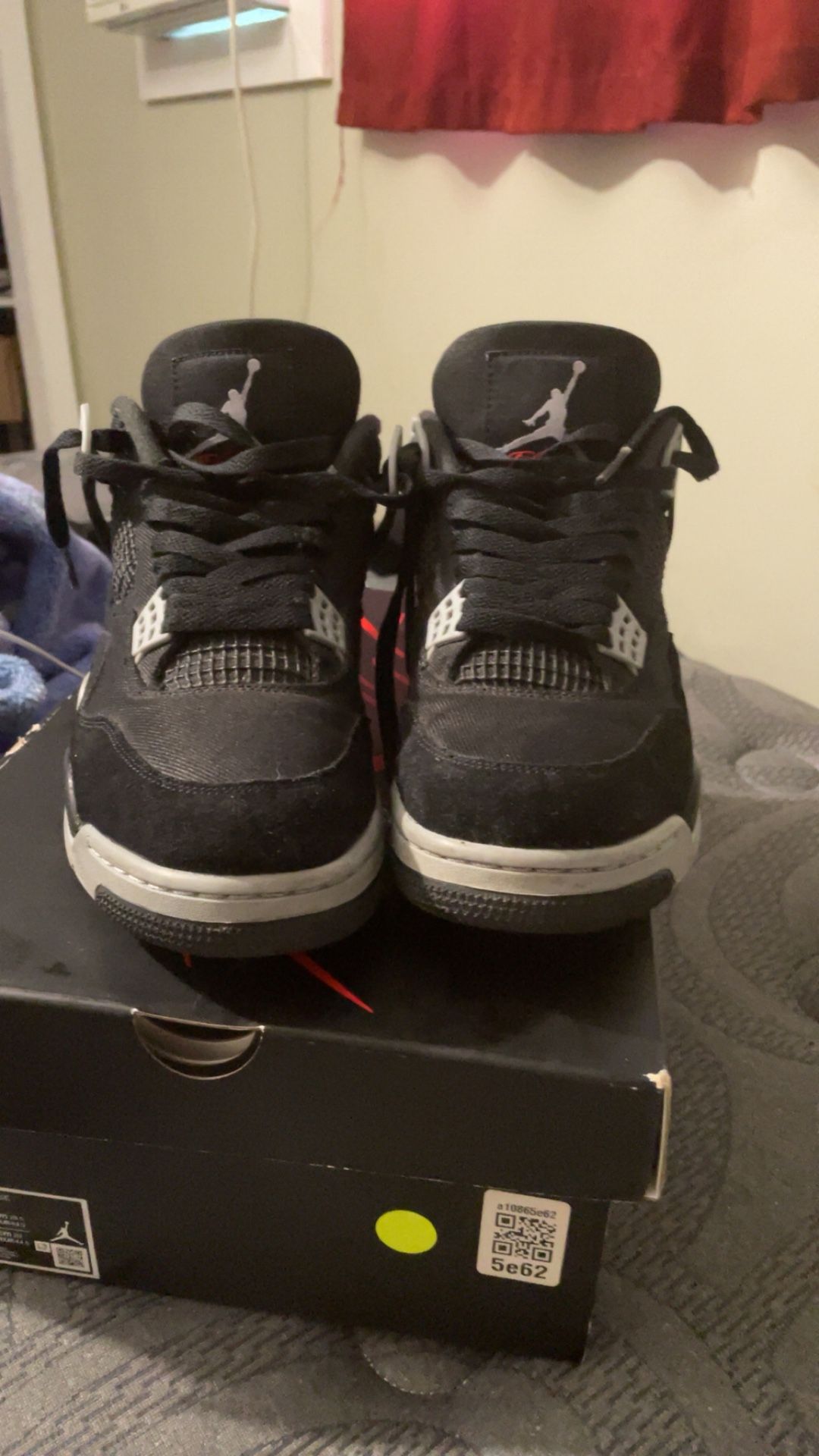 Jordan 4 Retro SE