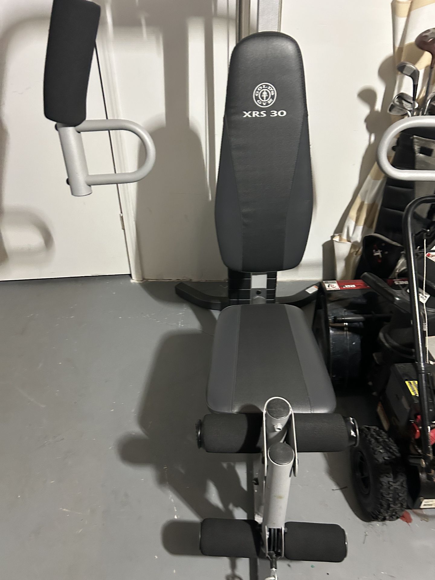XRS Gold Gym Bench And Weights - Full Body Workout