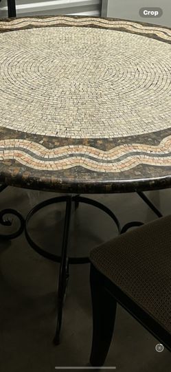 Table & Base