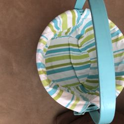 Basket With Liner And Handle