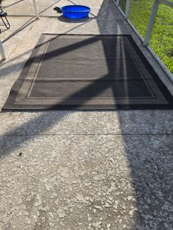 Outdoor area rug