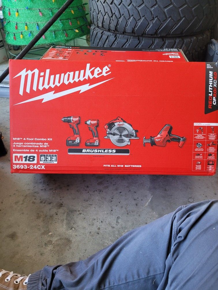 Milwaukee Kit Brand New 4 Tools Combo Kit