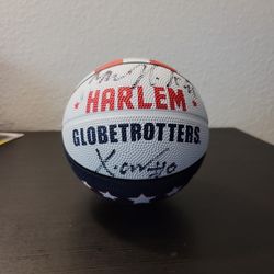 Basketball Signed By Harlem Globetrotter Team