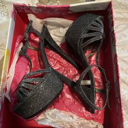 Chinese Laundry Glittery Heels Size 7 Brand New 