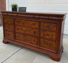 Gorgeous Dark Brown 12-Drawer Large Solid Wood Dresser