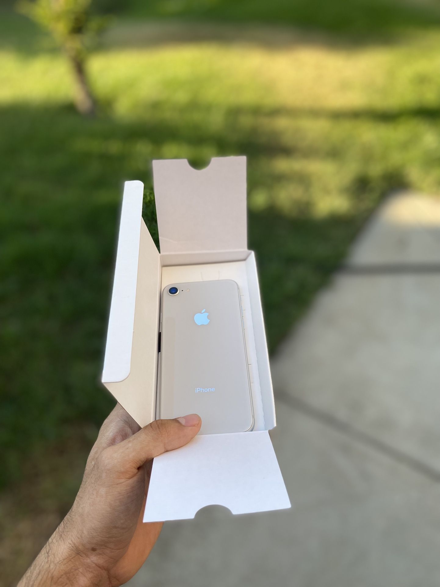 iPhone 8 Fully Unlocked