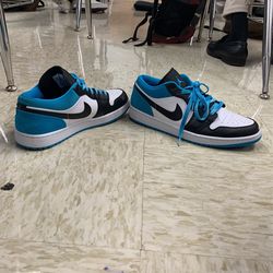 Jordan 1 Mid Size 12