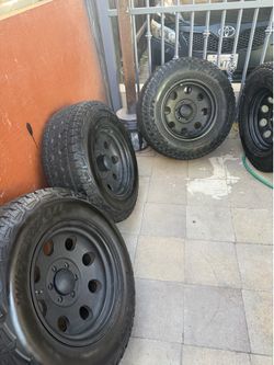 Llantas 265 70 R17 las 4