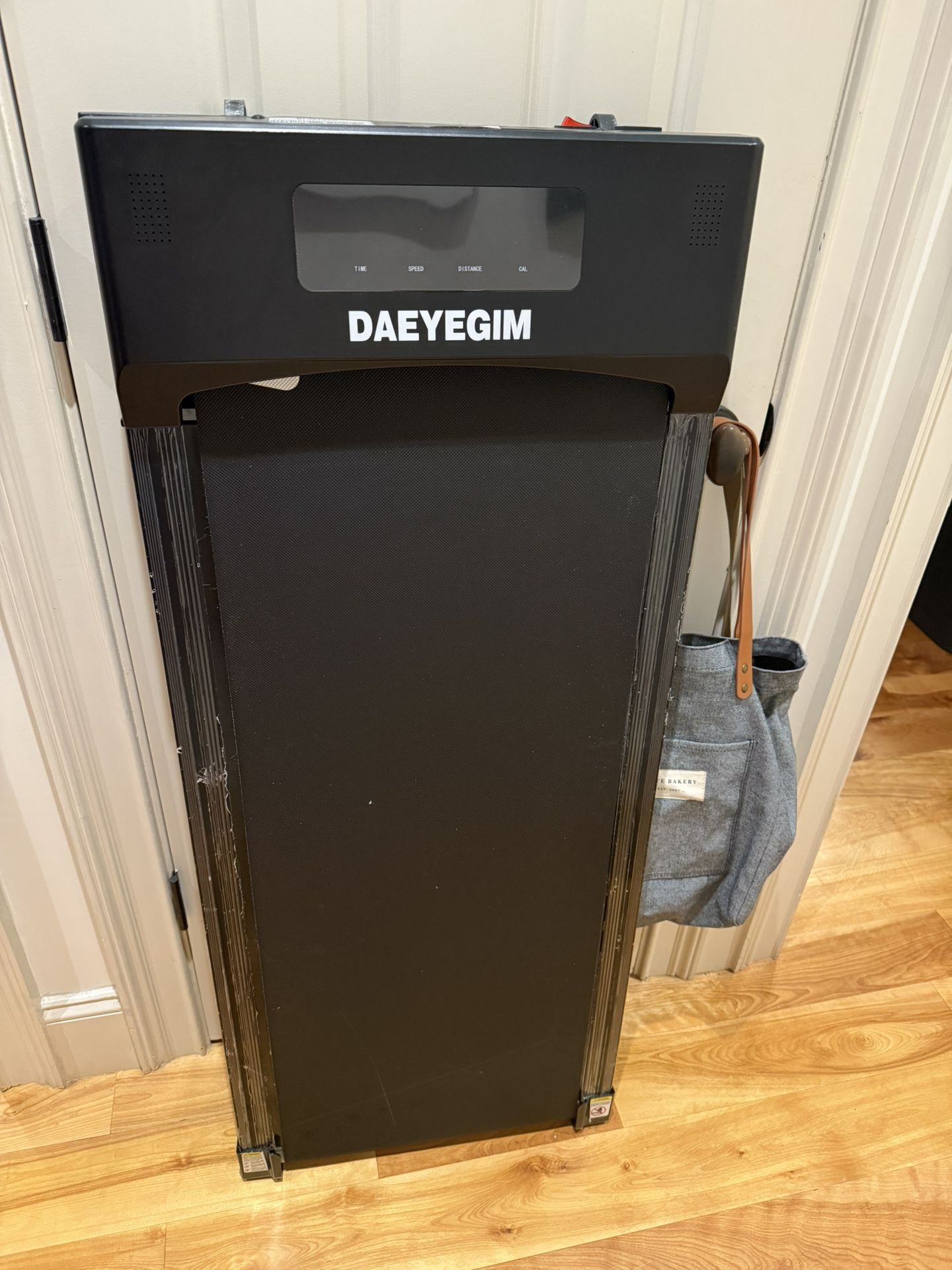 Desk treadmill