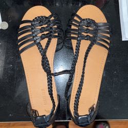 Never Worn Size 7
