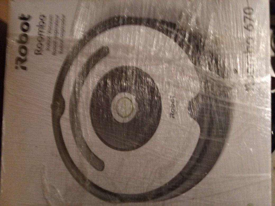 IROBOT 670 VACUUM 