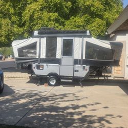 2008 FLEETWOOD POP UP WITH A/C