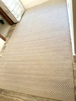 Large Textured Woven Area Rug – 6’4” × 10’10”