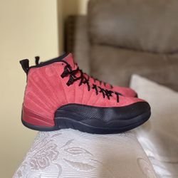 Jordan 12 “ Reverse Flu Game ” Size 10 Men’s