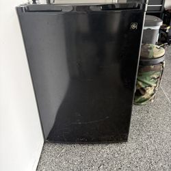 Small Refrigerator 